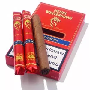 Henri Wintermans little cigars are a skillful combination of sweet-nut Dominican tobacco with moderately spicy tart tobacco