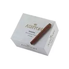 Ashton little cigars are seducing with tones of nutmeg and dark sugar